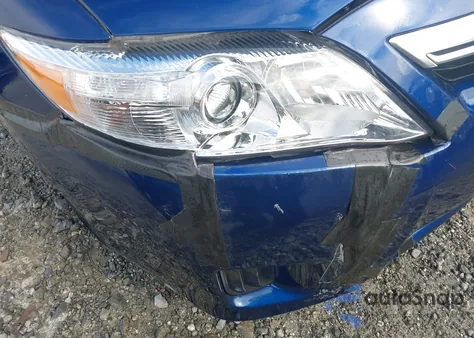 2010 Toyota Camry Hybrid from USA, damaged, VIN 4T1BB3EK8AU112792